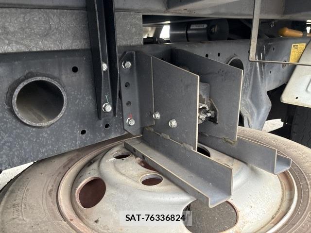 Mitsubishi CANTER 2017 8952816-12
