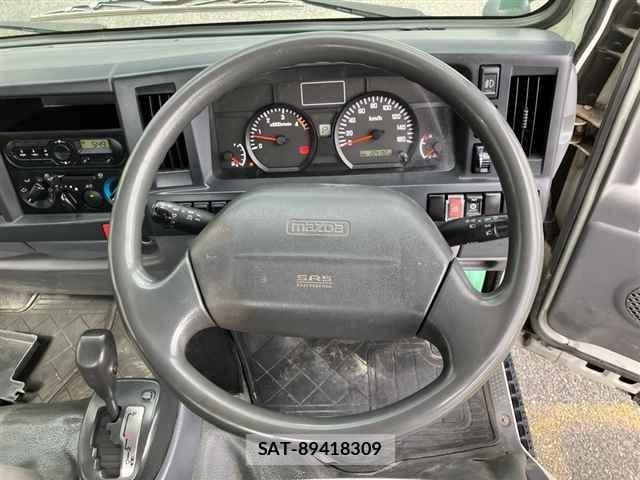 Mazda TITAN 2017 8695422-3