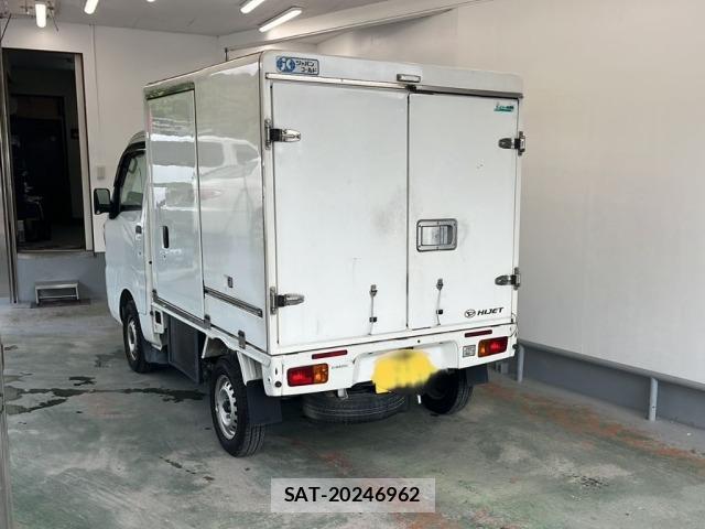Daihatsu HIJET TRUCK 2017 8689141-1