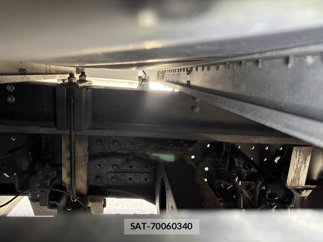 Mitsubishi CANTER 2016 8952818-18