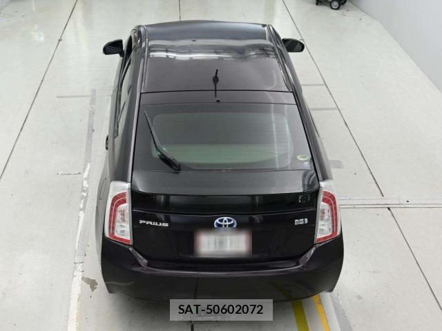 Toyota PRIUS 2012 8911438-8