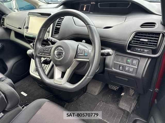 Nissan SERENA 2016 8921157-3