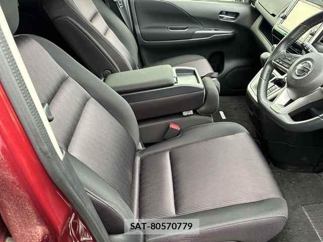 Nissan SERENA 2016 8921157-7