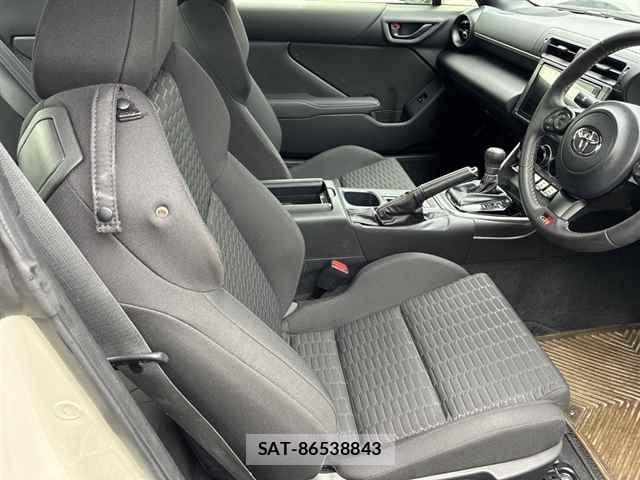 Toyota 86 2024 8683851-7