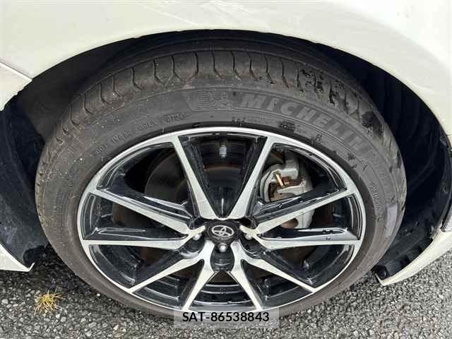 Toyota 86 2024 8683851-9