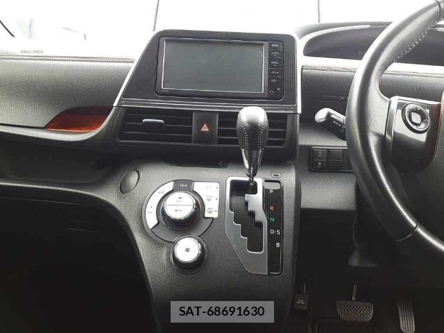 Toyota SIENTA 2016 8903043-12
