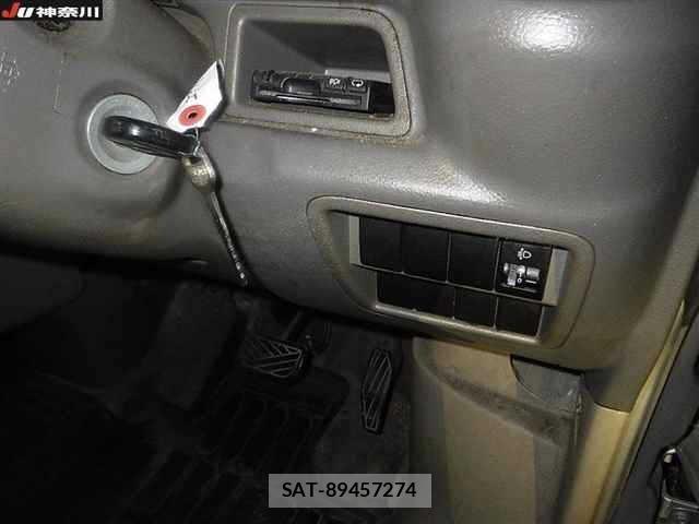 Suzuki EVERY 2015 8928126-7