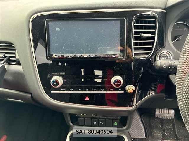Mitsubishi OUTLANDER 2020 8694032-6