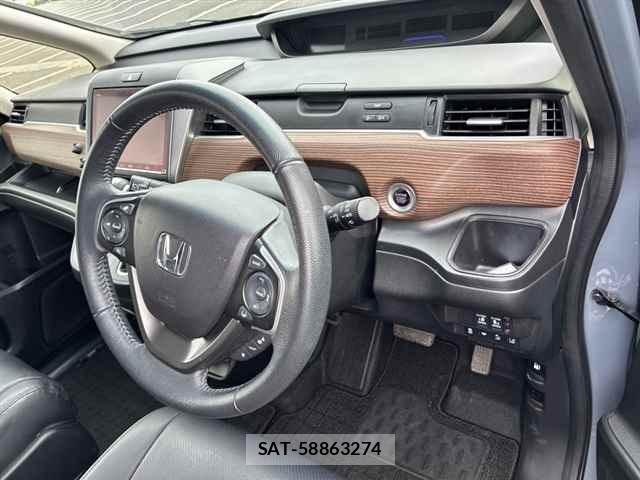 Honda FREED 2023 8683669-3
