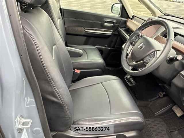Honda FREED 2023 8683669-7