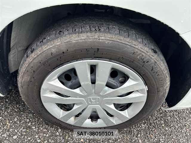 Honda FIT 2025 8862140-9