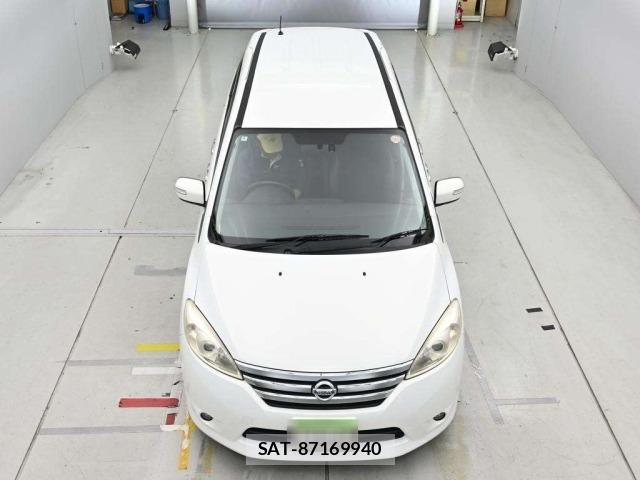 Nissan LAFESTA 2014 8908007-7