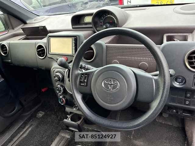Toyota SPADE 2015 8784007-3