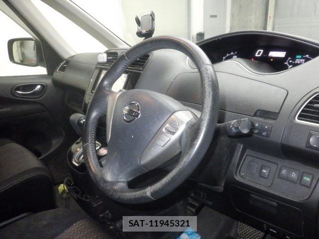 Nissan SERENA 2015 8673142-3