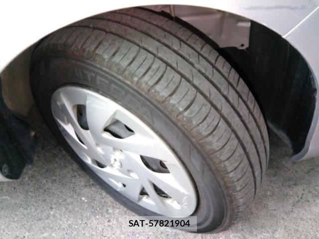 Toyota AQUA 2017 8862349-9
