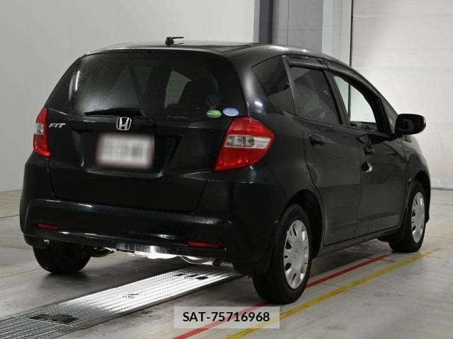 Honda FIT 2013 8809721-1