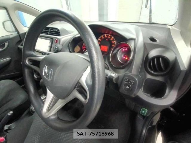 Honda FIT 2013 8809721-9