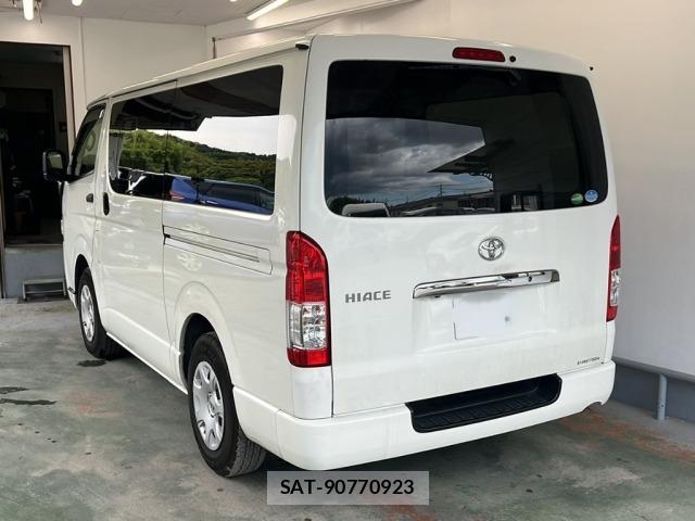 Toyota HIACE VAN 2021 8811138-1