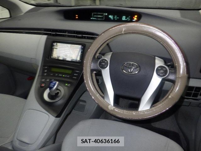 Toyota PRIUS 2011 8691638-3