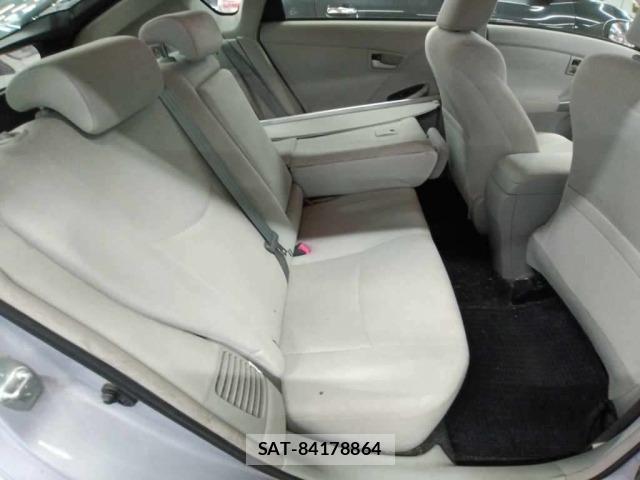 Toyota PRIUS 2014 8691650-12