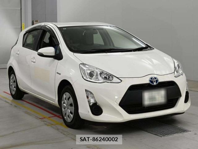 Toyota AQUA 2016 8862355-5