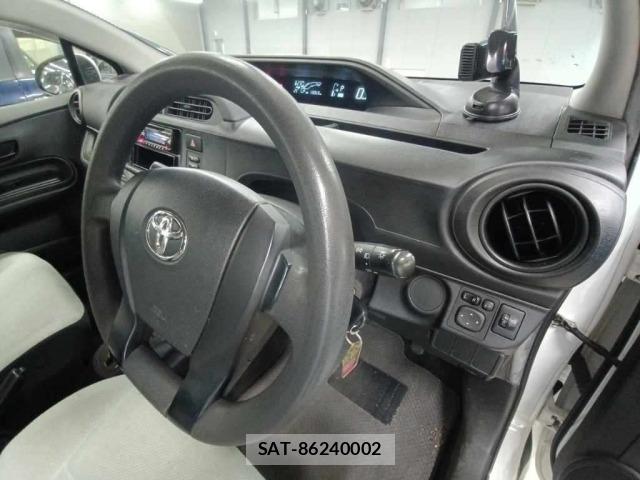 Toyota AQUA 2016 8862355-9