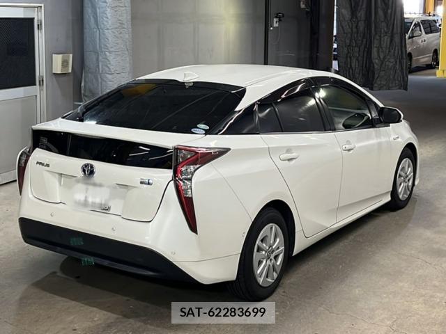 Toyota PRIUS 2018 8911594-5