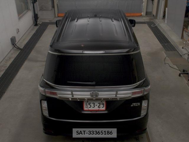 Nissan ELGRAND 2014 8689642-7