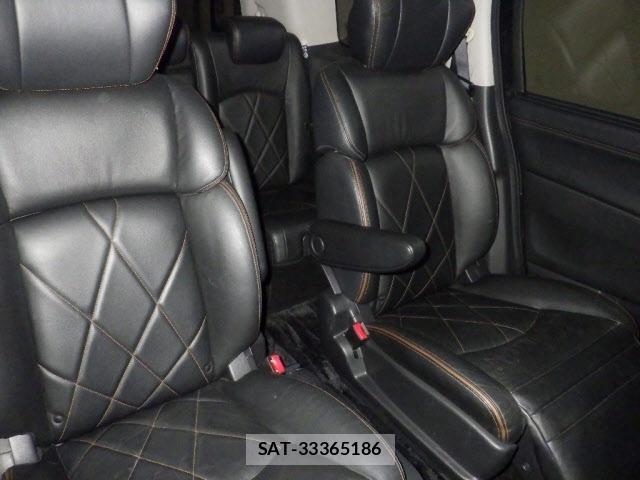 Nissan ELGRAND 2014 8689642-8