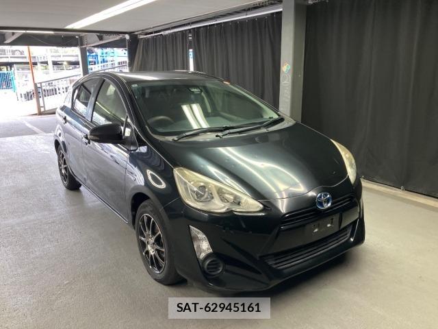 Toyota AQUA 2016 8862341-0