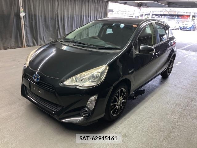 Toyota AQUA 2016 8862341-4