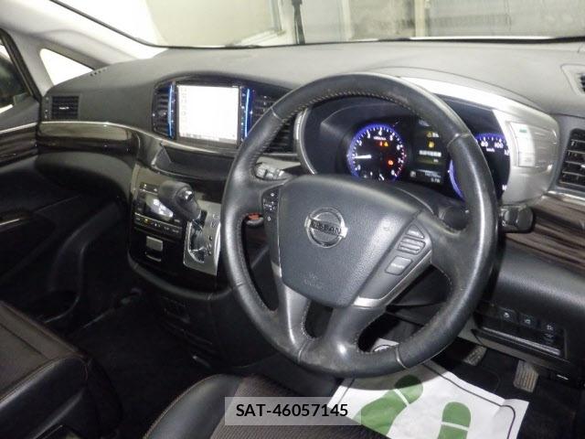 Nissan ELGRAND 2017 8908896-3