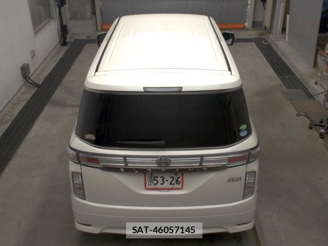Nissan ELGRAND 2017 8908896-7