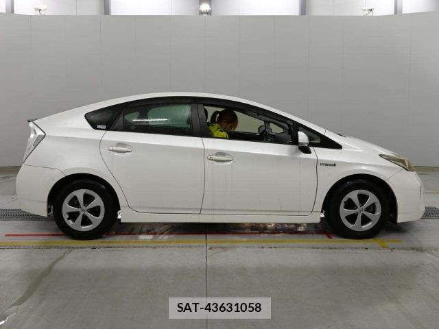 Toyota PRIUS 2012 8911243-3