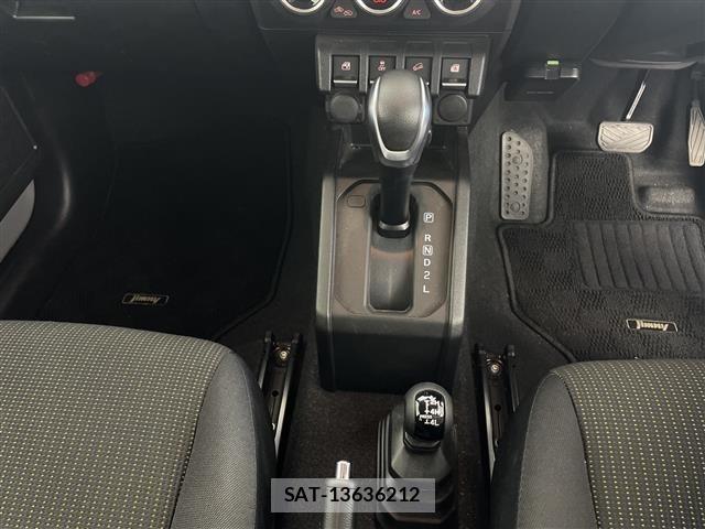 Suzuki JIMNY 2024 8748501-12
