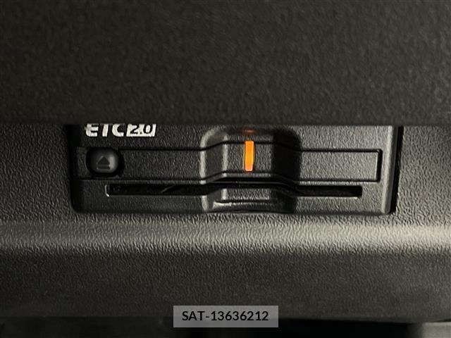 Suzuki JIMNY 2024 8748501-17