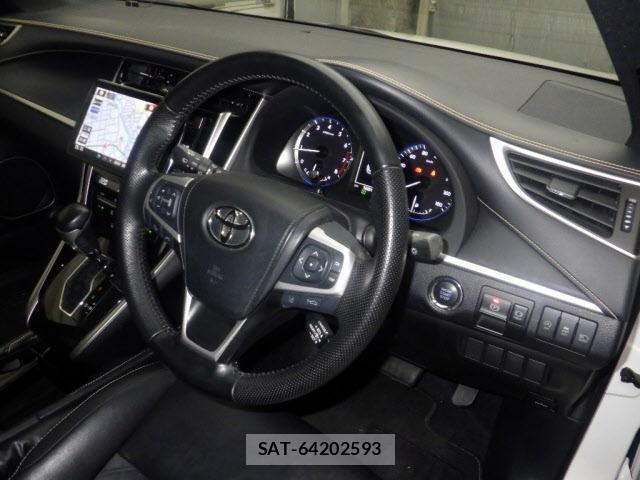 Toyota HARRIER 2018 8935969-3