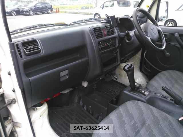 Suzuki CARRY TRUCK 2009 8679736-8