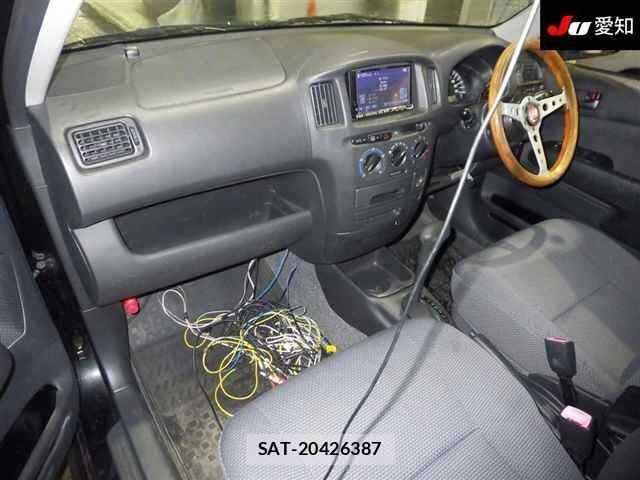 Toyota SUCCEED 2011 8805487-3