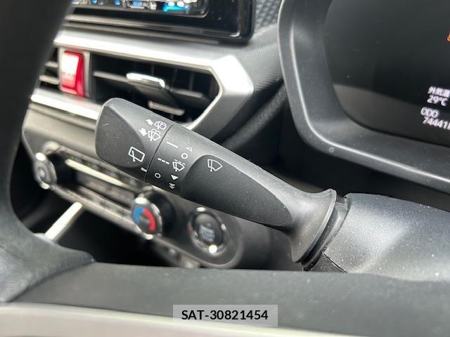 Daihatsu ROCKY 2020 8884816-18