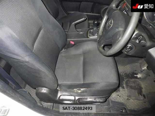 Mazda AXELA 2012 8802189-6