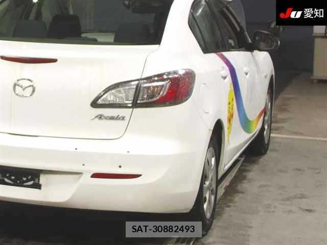 Mazda AXELA 2012 8802189-8