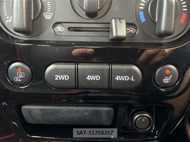 Suzuki JIMNY 2013 8748506-1