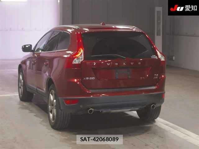 Volvo XC60 2012 8703292-1