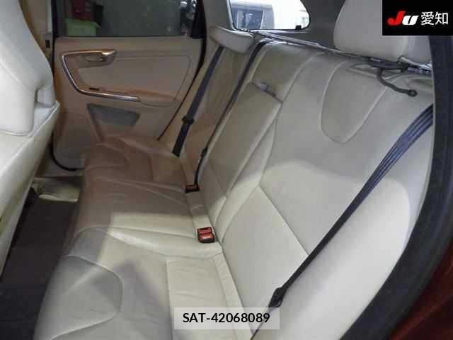 Volvo XC60 2012 8703292-4