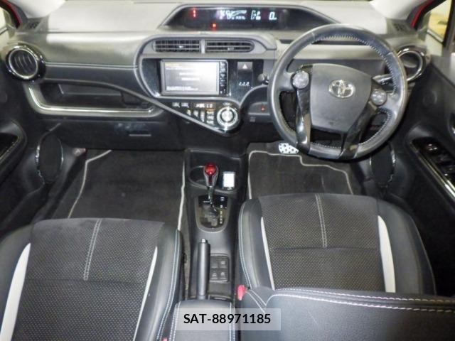 Toyota AQUA 2014 8705898-3
