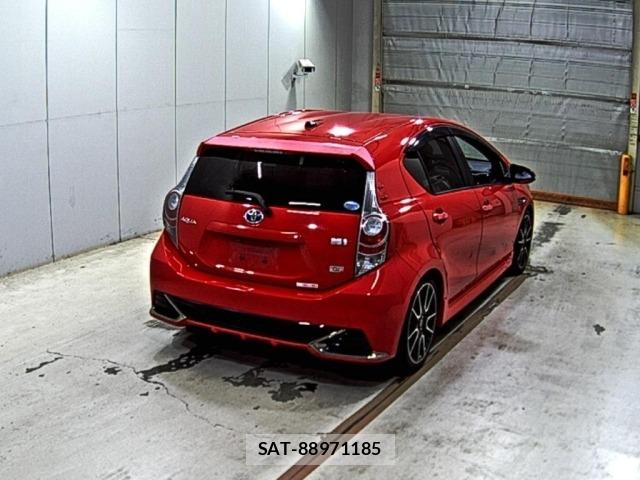 Toyota AQUA 2014 8705898-5