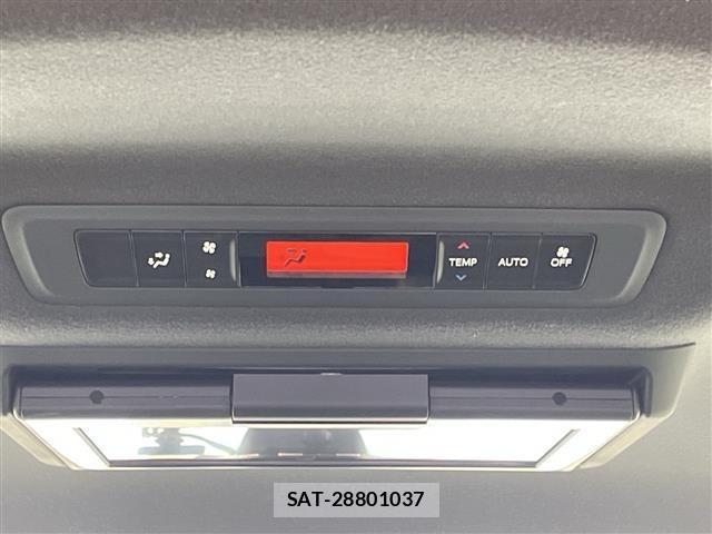 Toyota ESQUIRE 2021 8908590-2