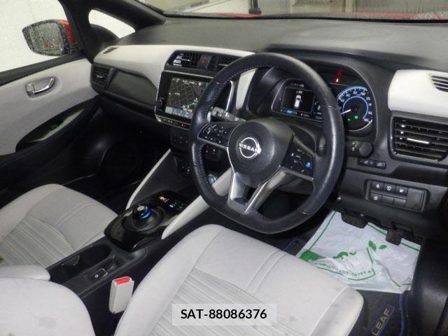 Nissan LEAF 2021 8853710-3