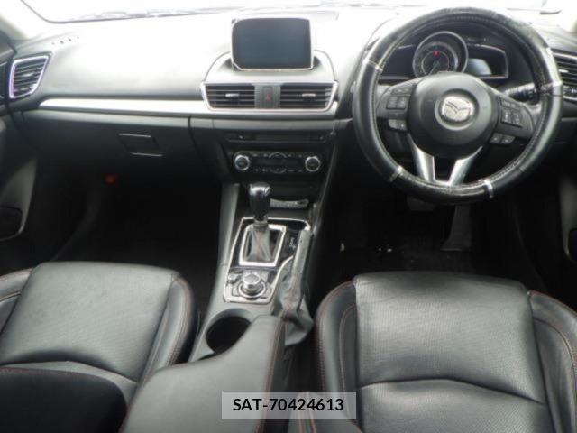 Mazda AXELA 2016 8851691-3